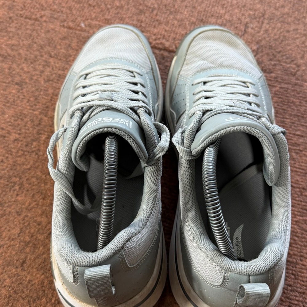Mens 10 Skechers Go Golf Arch Fit Mens Grey Spikeless Golf Shoes 214018 Size 10 - Picture 3 of 11